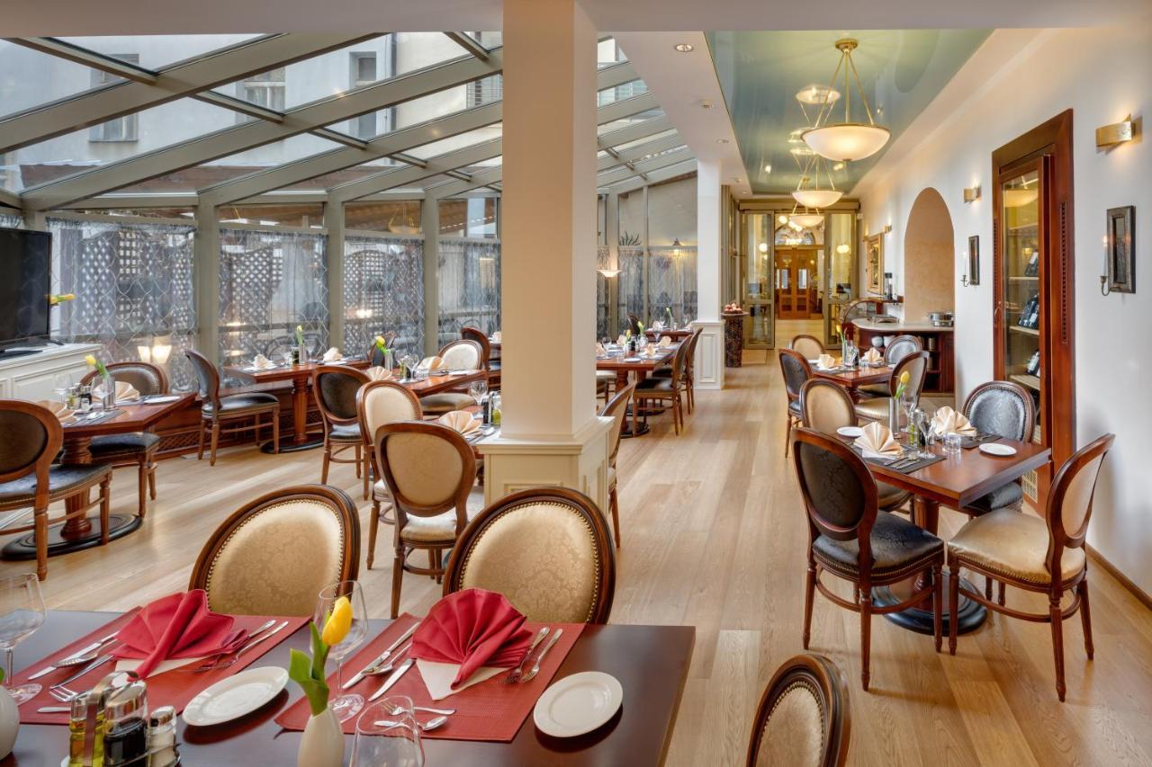Boutique Hotel Seven Days Prague Exterior photo