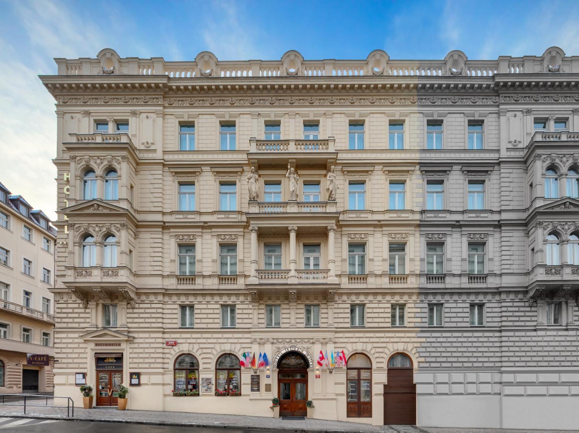 Boutique Hotel Seven Days Prague Exterior photo