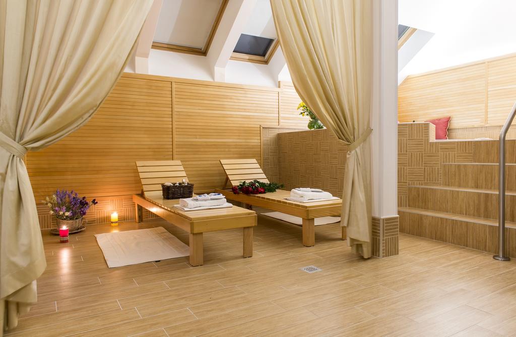 Boutique Hotel Seven Days Prague Exterior photo