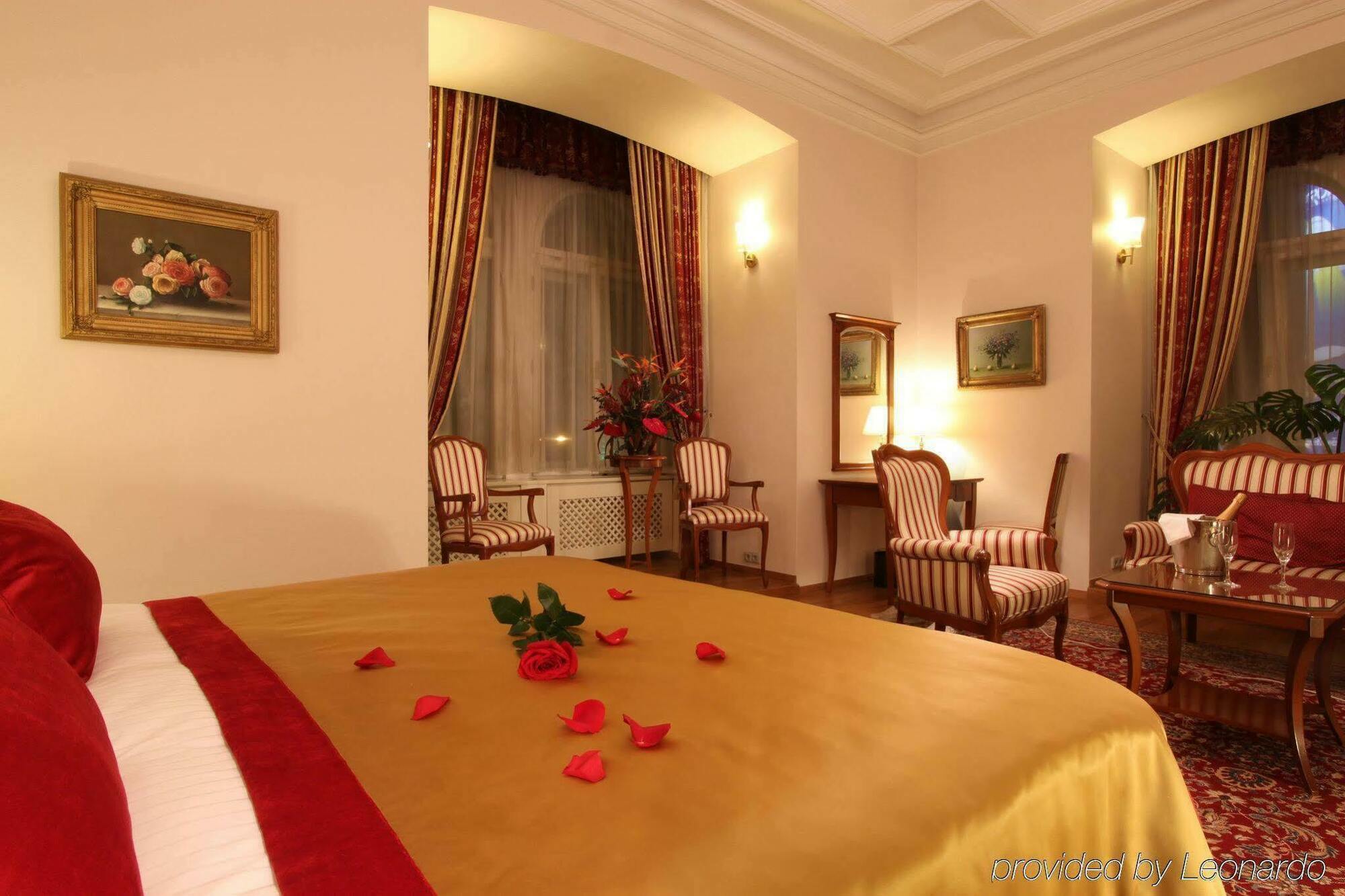 Boutique Hotel Seven Days Prague Exterior photo